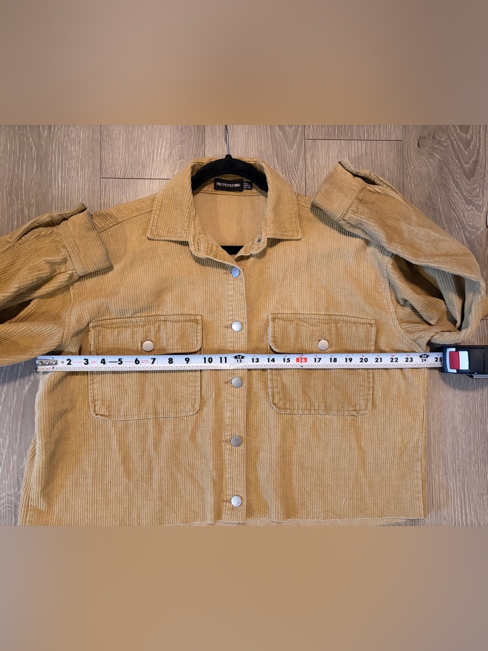 Pretty Little Thing Cropped Raw Hem Corduroy Shirt Jacket - Picture 5 of 10